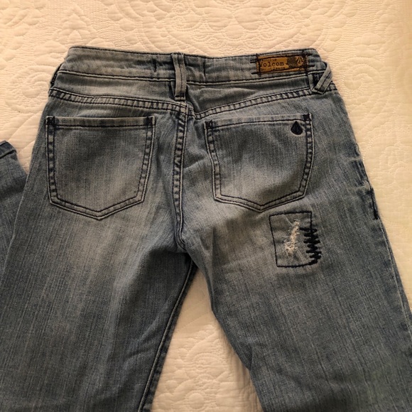 Distressed Boyfriend Jeans - Picture 3 of 3